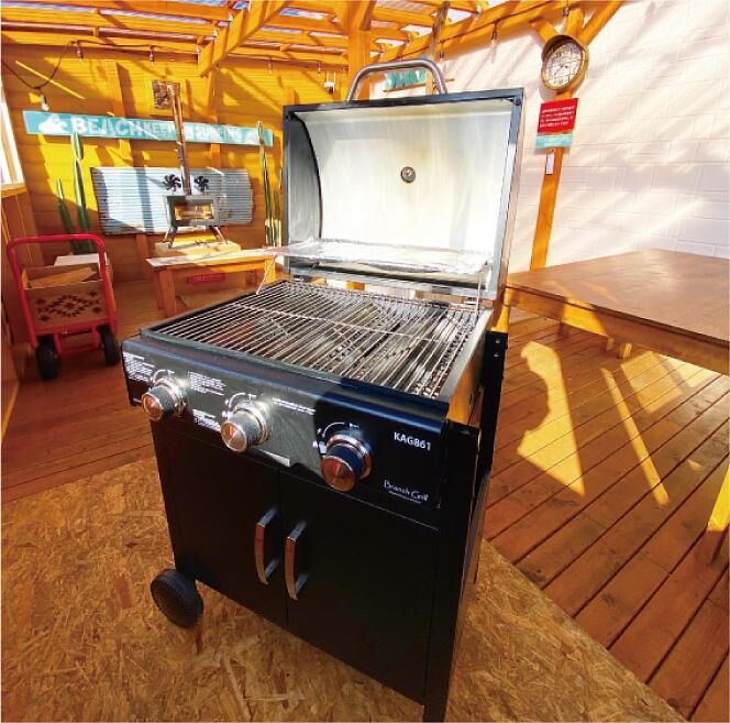 BBQ用ガスグリル無料貸し出し！その他に冷蔵庫、ミニキッチン、カウンター有り