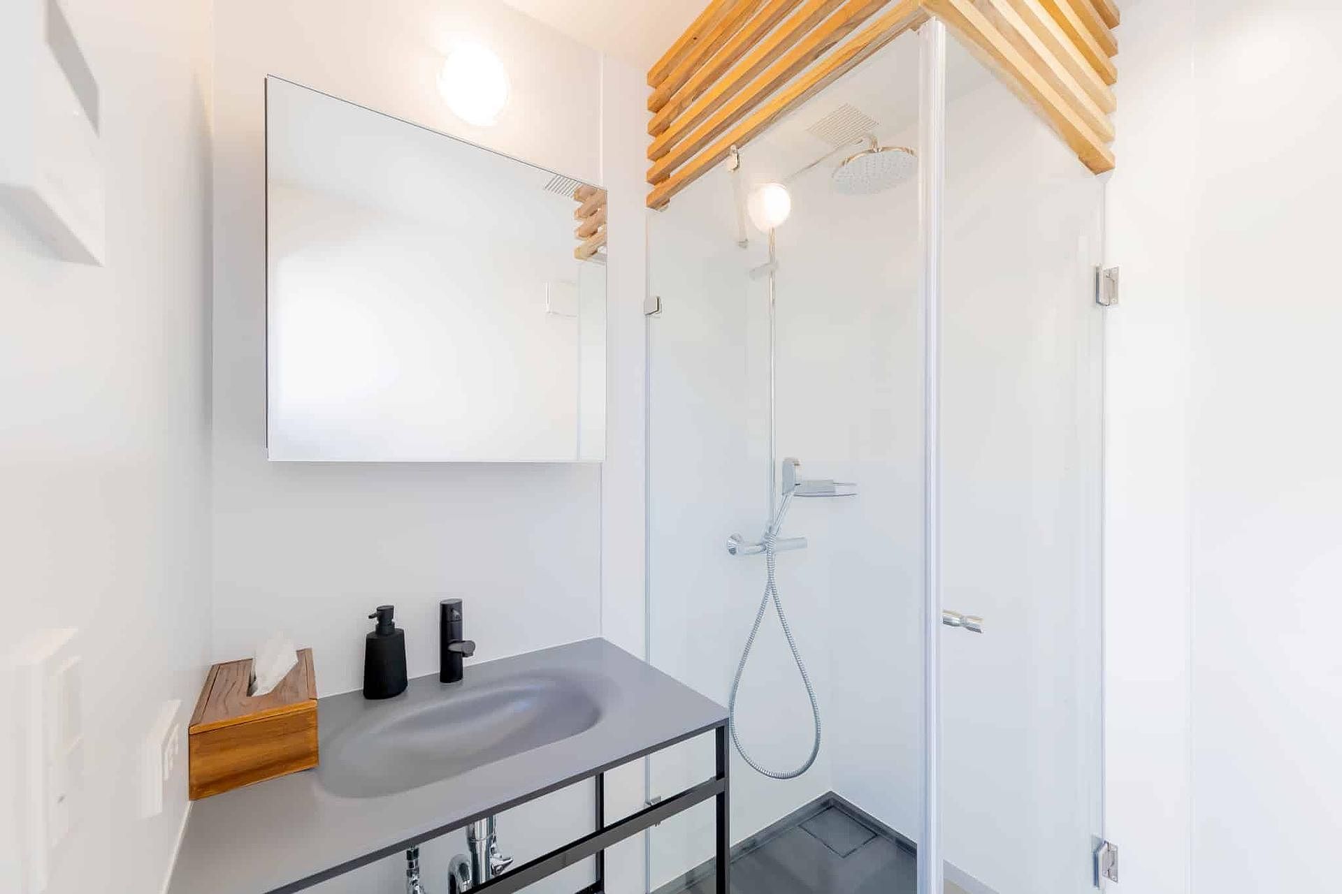 共有シャワールーム（別棟・時間予約制）