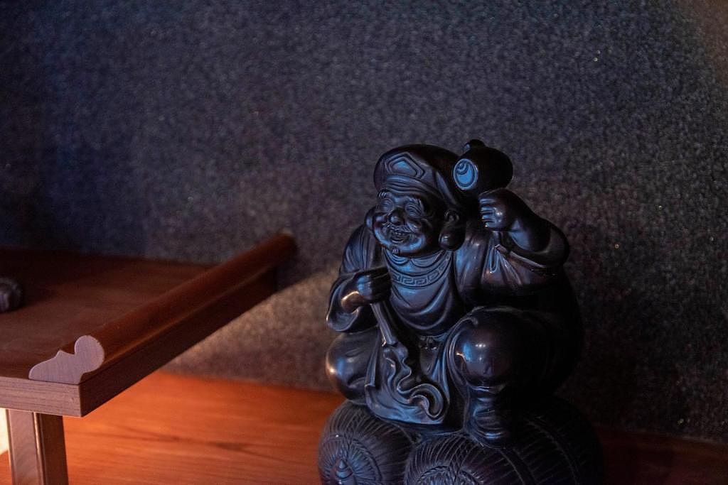 NARA PARK BLUE SKY-image