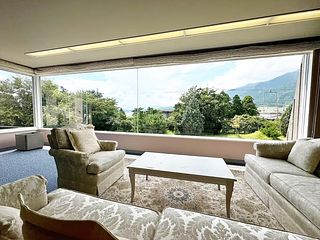 SUGAR BAY GARDEN-image