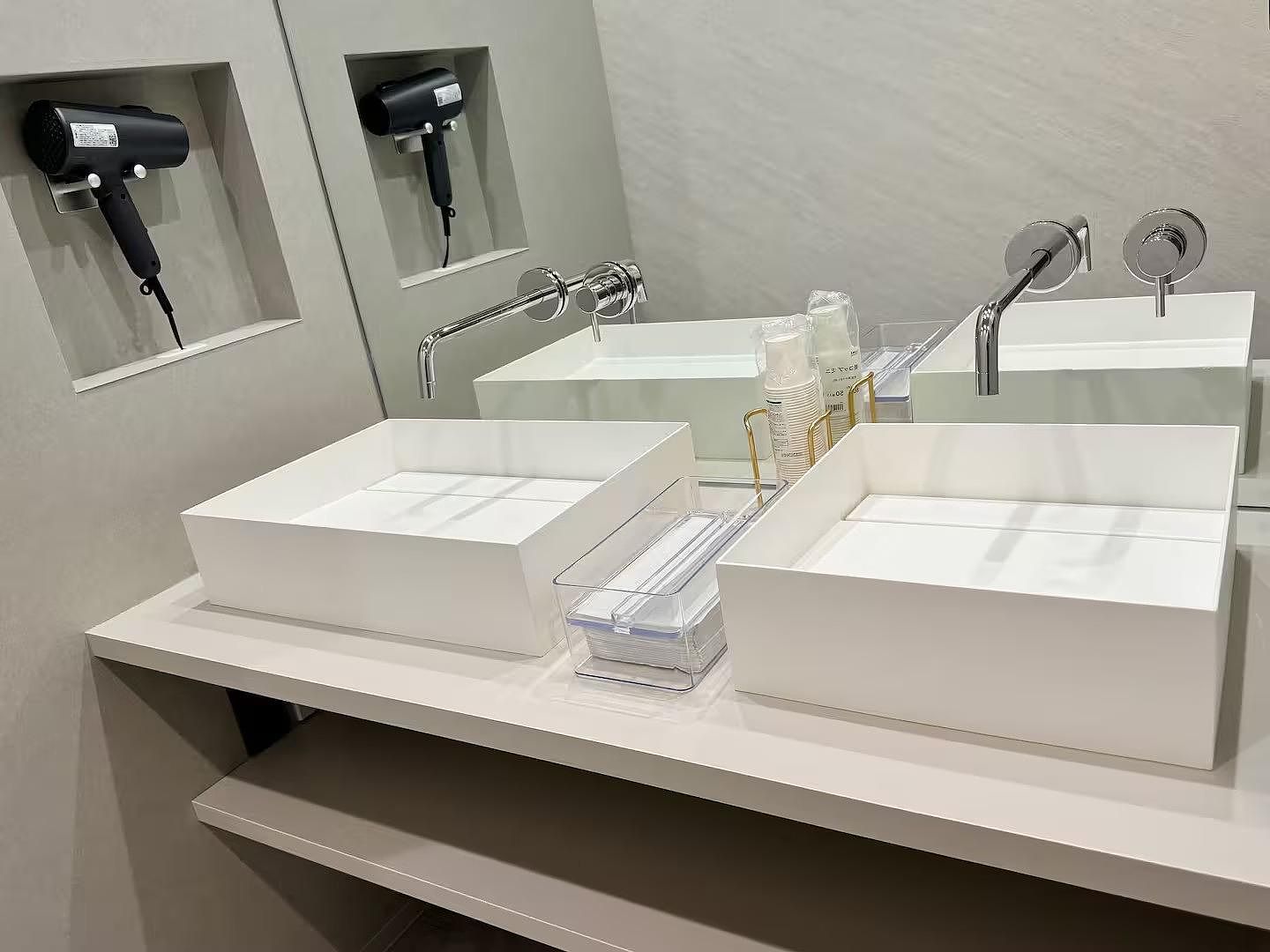 SUGAR BAY GARDEN-image