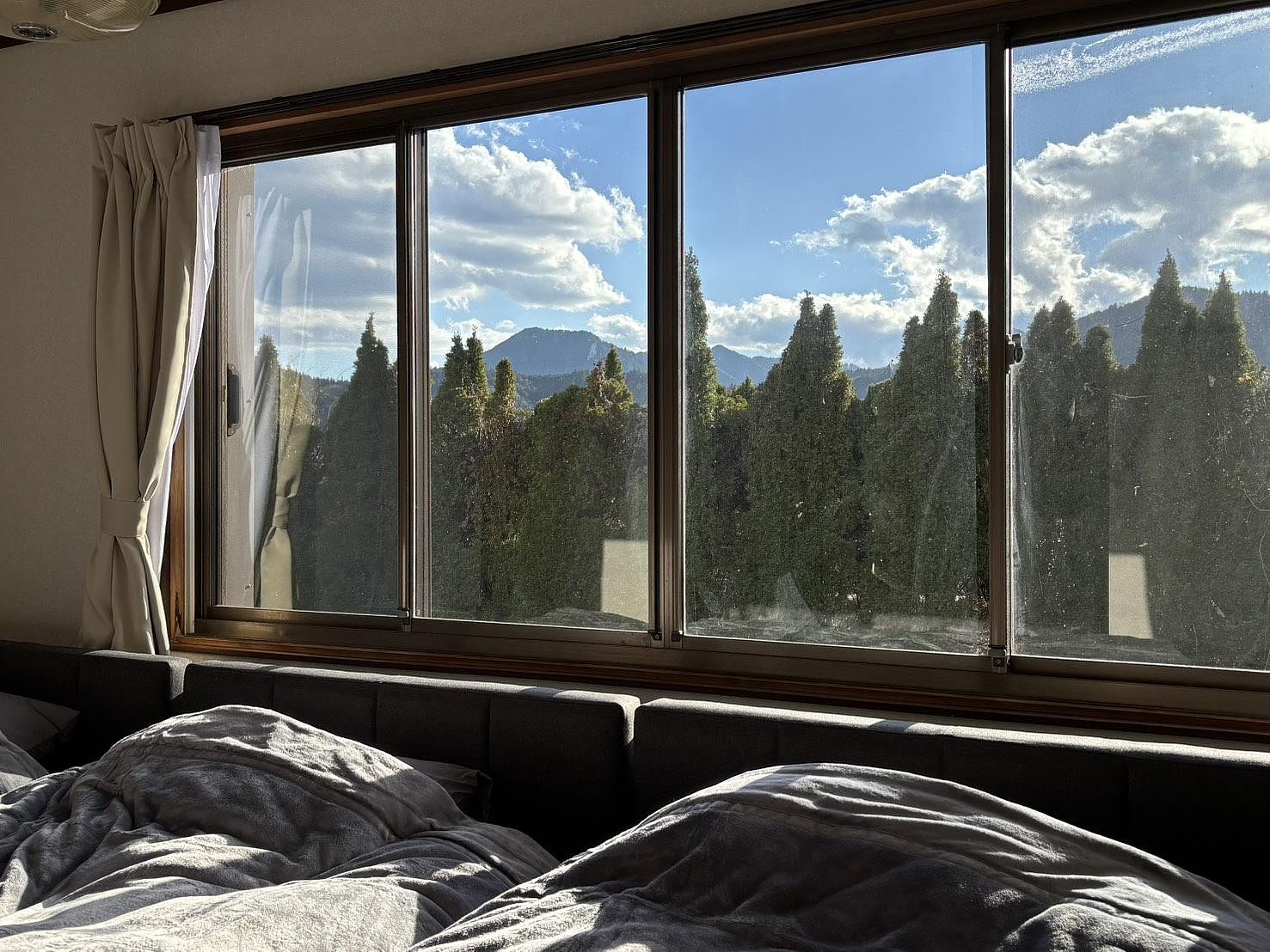 シングルベッド３台