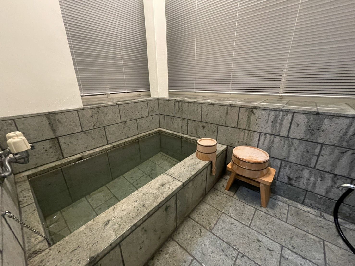 J-HOUSE-image