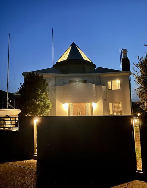 八角屋根の家 太地-image