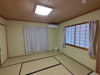 Ocean View Escape-image