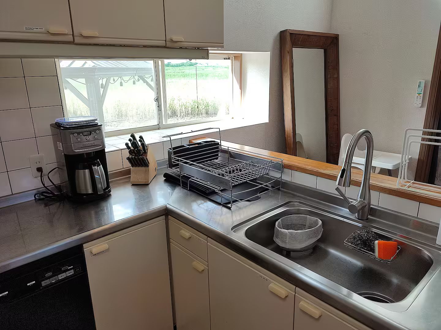 Ocean View Escape-image