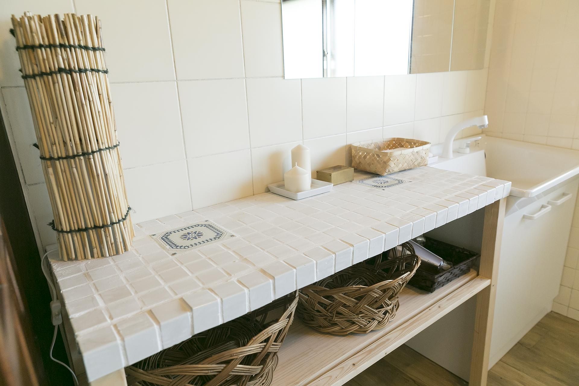 俵屋-大きな屋根の家--image