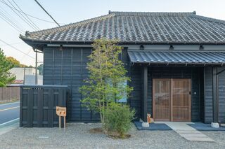 玄関側