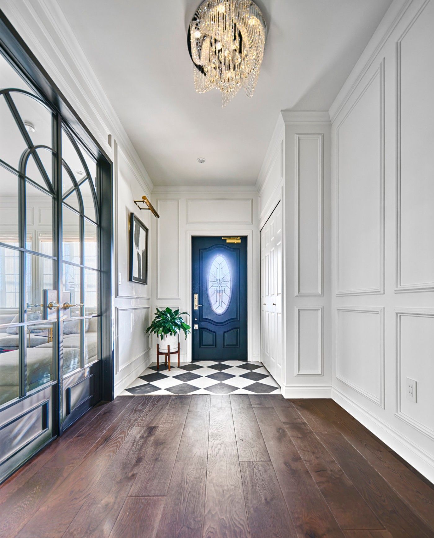 広々とした玄関