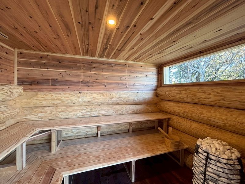 木のぬくもりが感じられます。