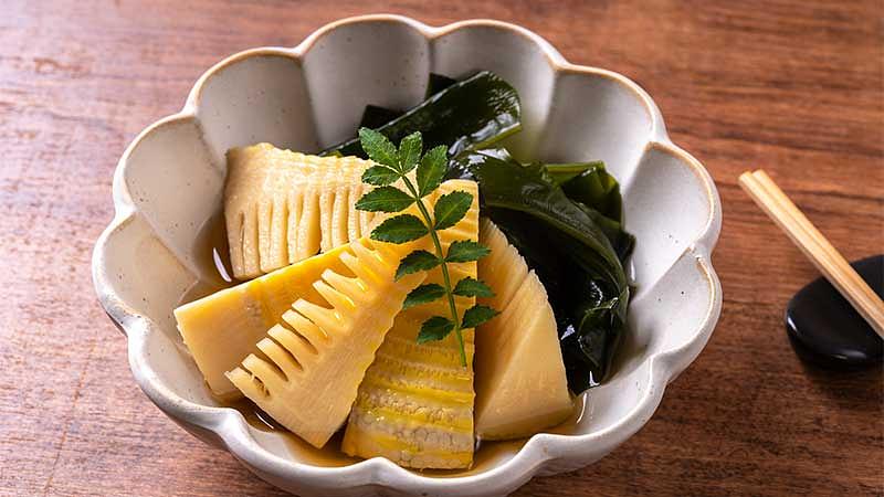 たけのことワカメの若竹煮