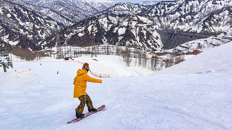 春スキーはいつまで？時期別の特徴と雪質