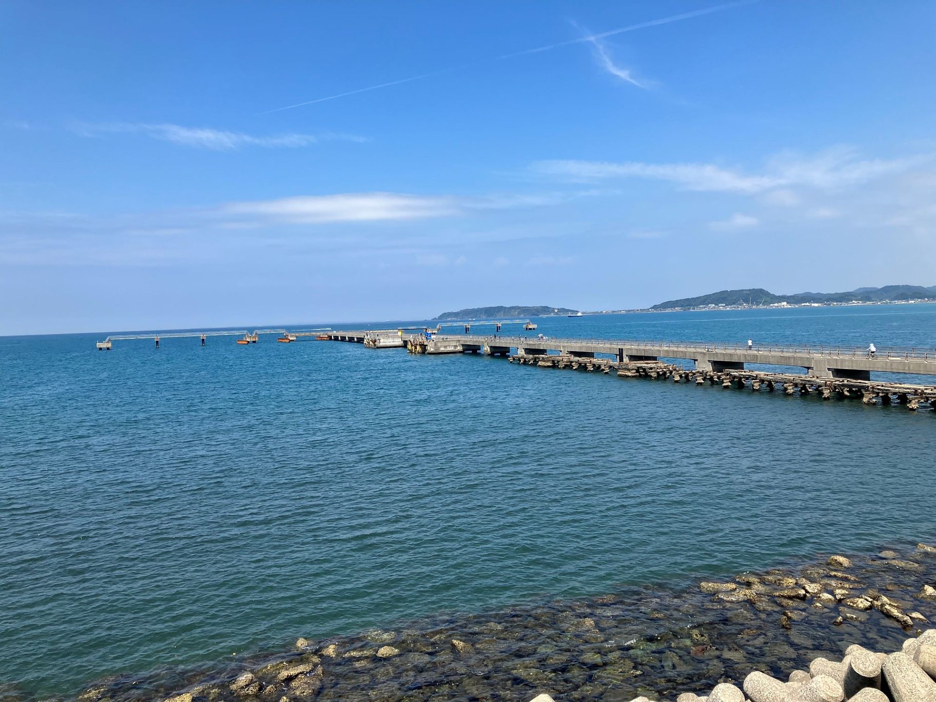 【渚の駅たてやま】富津館山道路「富浦IC」から車で約15分。施設より車で約10分。