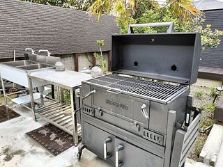 庭でBBQが楽しめます