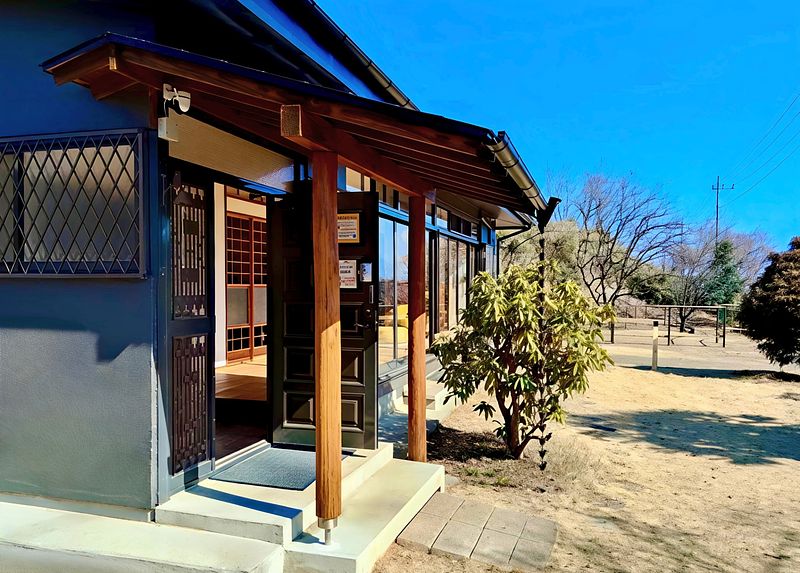 正面入口・中庭