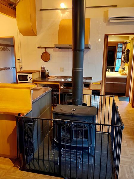 ダイニング(暖炉)