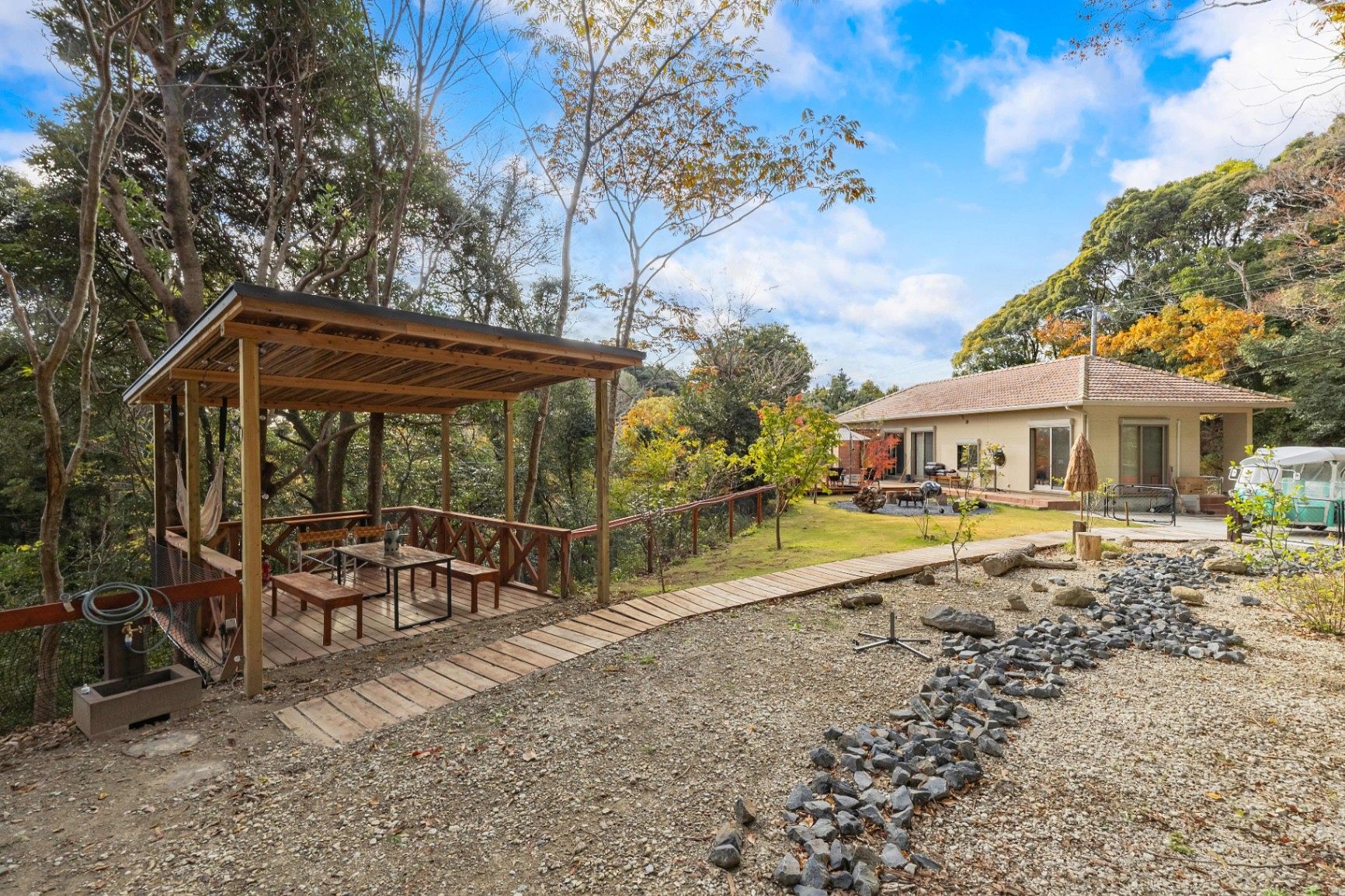 SumeraResortShikomaTerrace-image