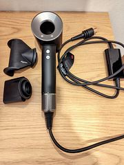 ヘアドライヤー ダイソン