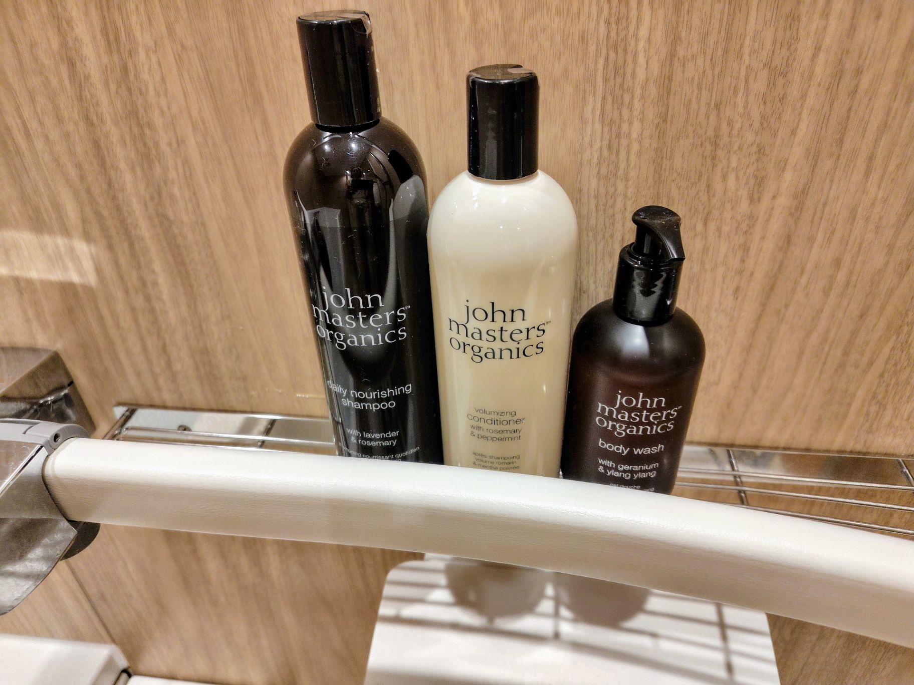 シャンプー/コンディショナー　ジョンマスターオーガニック