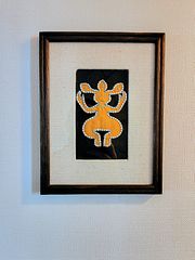 1Fトイレ タイの少数民族(首長族)の手工芸品