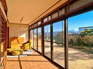 陽あたりの良い縁側