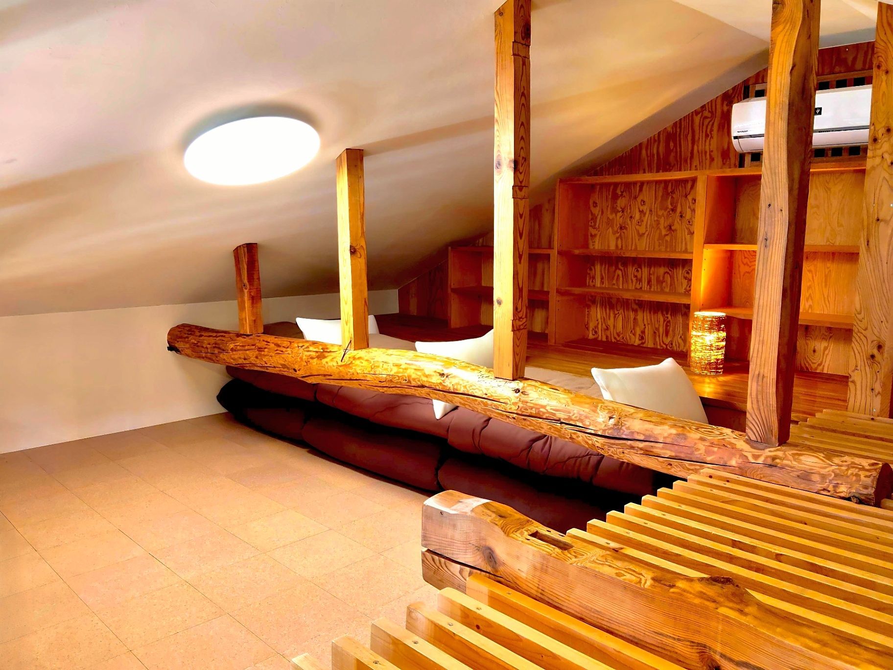 ロフト（布団×３セット）