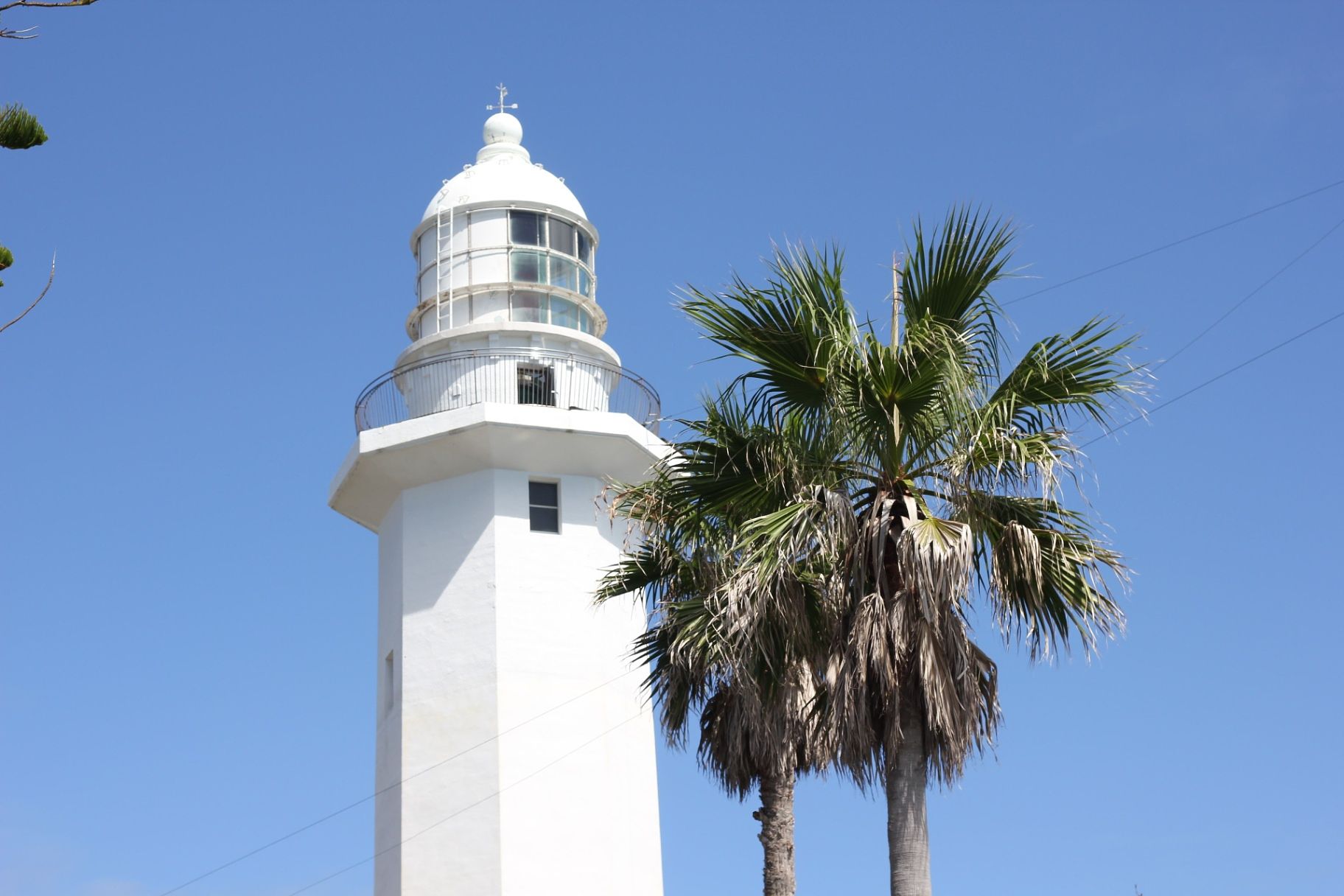 【野島埼灯台】明治2年フランス人技師、ウェルニーの設計により造られた日本最初の洋式8灯台の1つです。