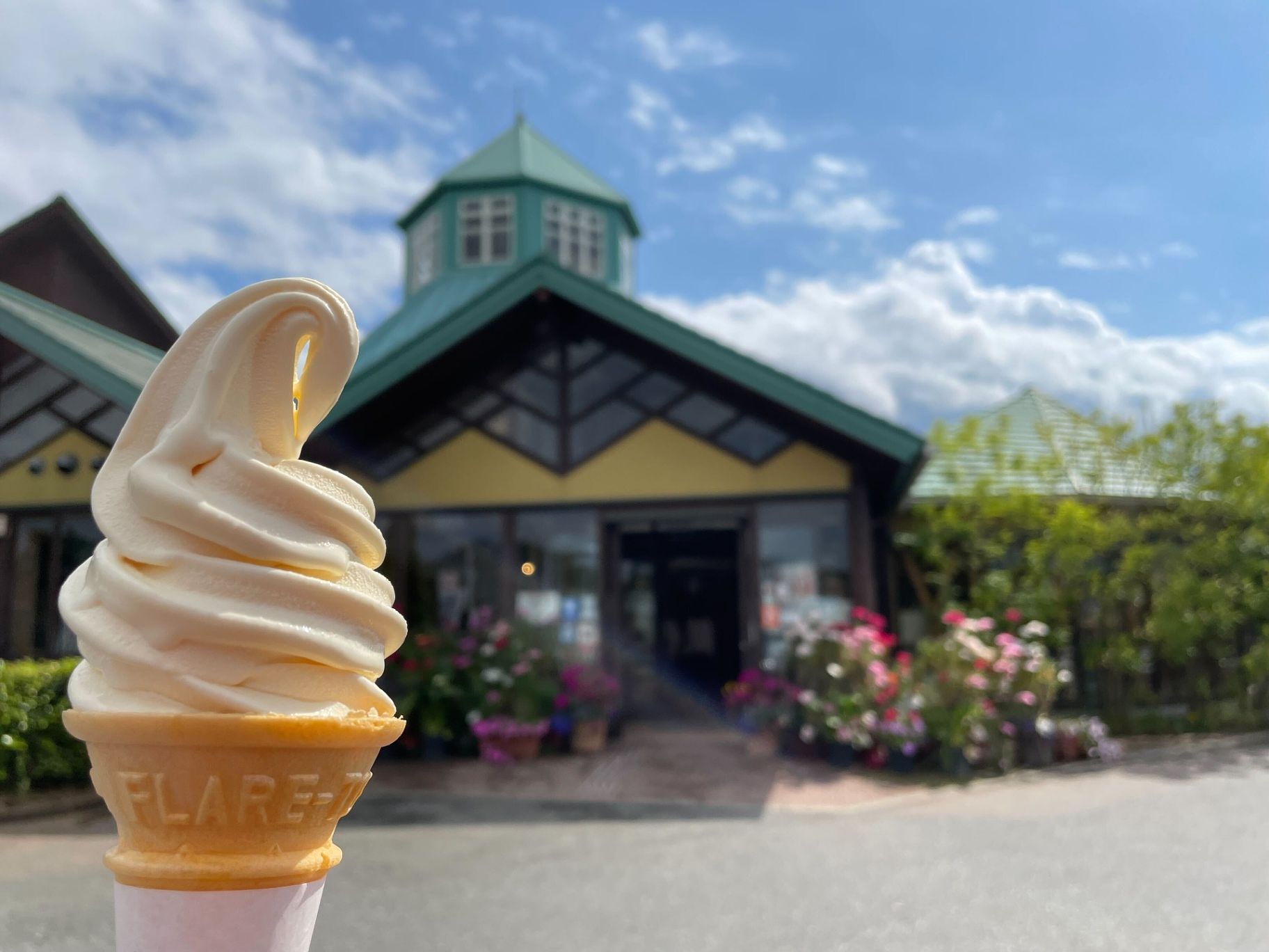 【枇杷俱楽部】日本を代表するビワの産地で、100年以上に渡り皇室献上される高品質なビワが味わえます。