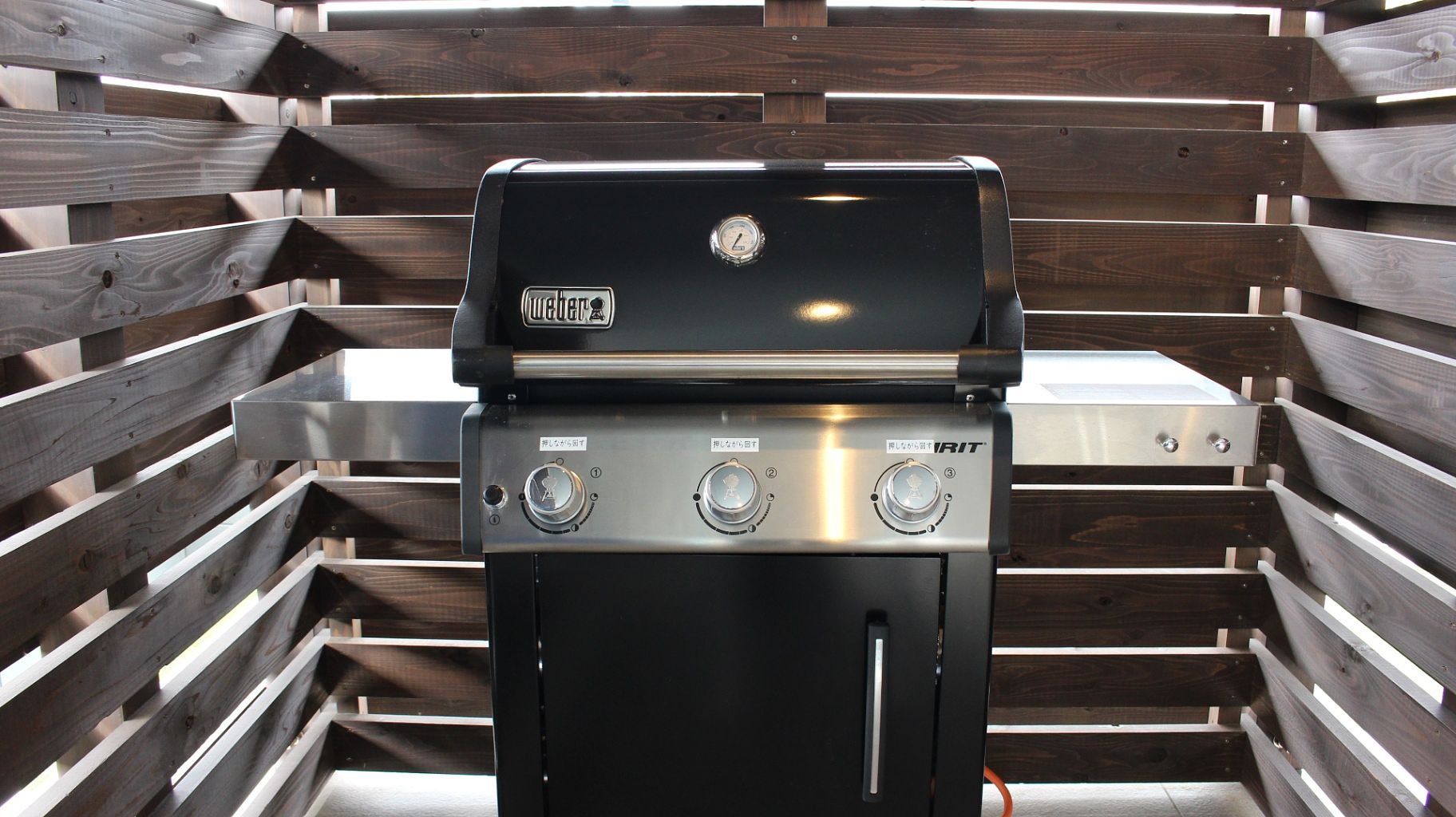 【BBQグリル】屋外でも本格調理が楽しめる充実設備で非日常体験