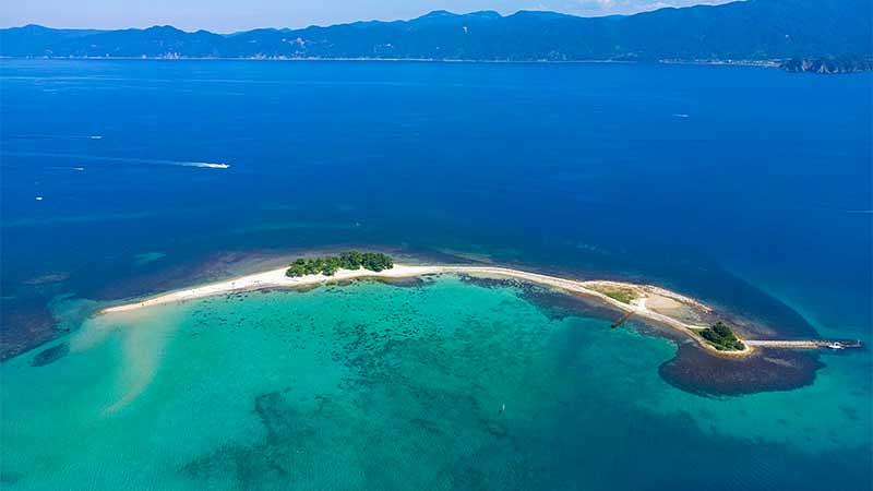沖縄以外で透明度が高い海水浴場