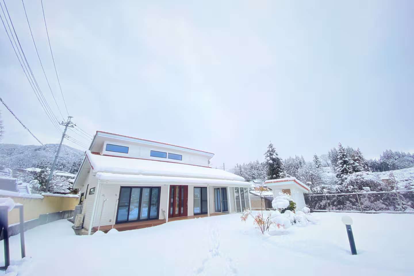 年に数回、施設にも雪が積もります