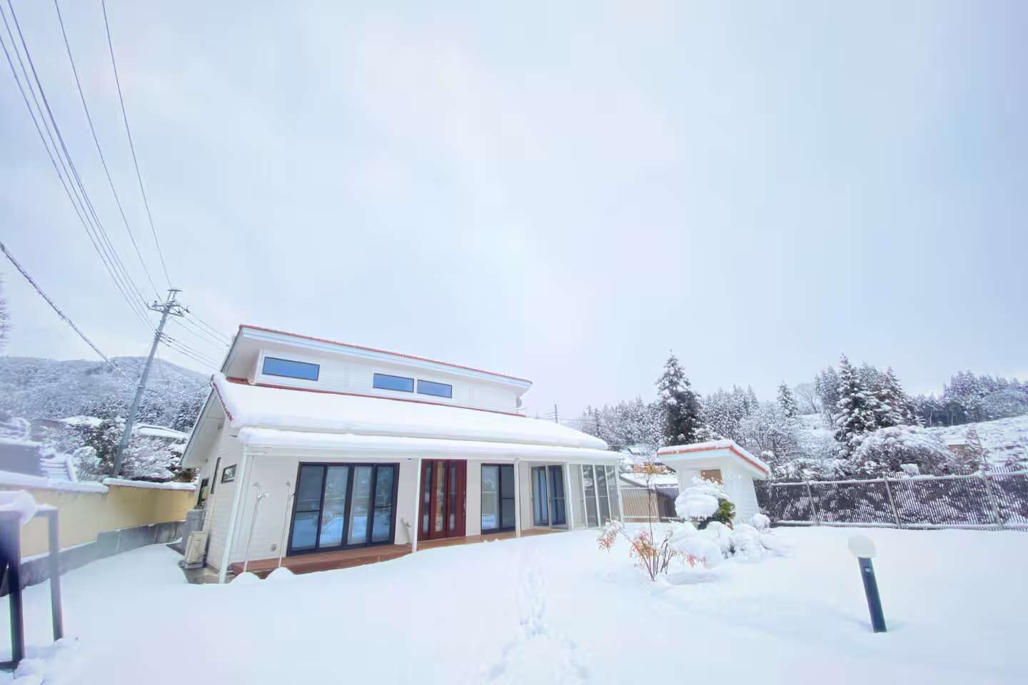 年に数回、施設にも雪が積もります