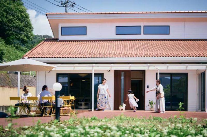 日当たりの良い南向きの庭付き一棟貸し