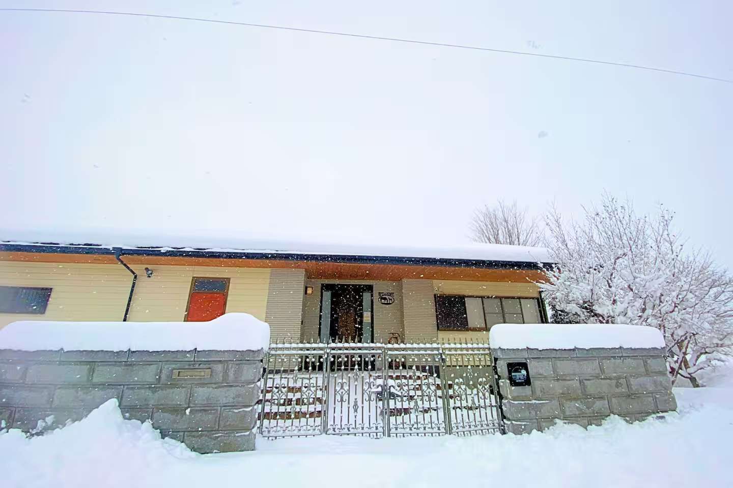 mitt house inn-image