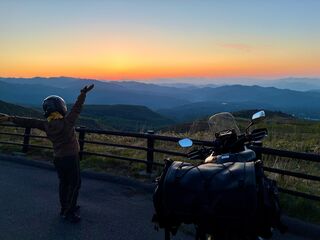 白根山からの日の出