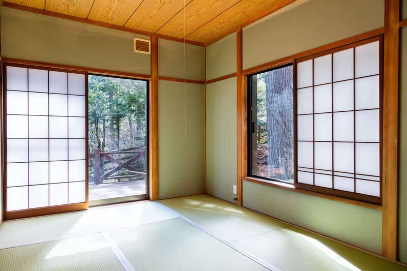 和室の寝室