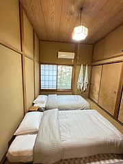 シングルベッド2台設置