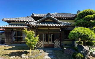 正面玄関