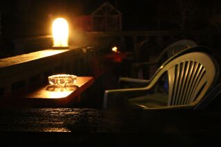 夜テラスでリラックス