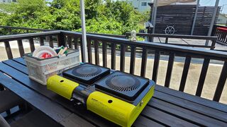 屋根付テラスでBBQ(雨でも安心)