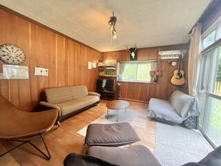 living room.