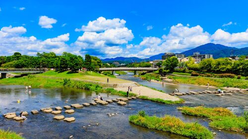【2026年最新】関西で川遊びができる貸別荘・コテージおすすめ8選！BBQ可・大人数◎・ペットOKなど