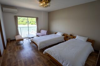 寝室B(最大8名)