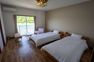 寝室B(最大8名)