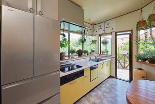 冷蔵庫とキッチン