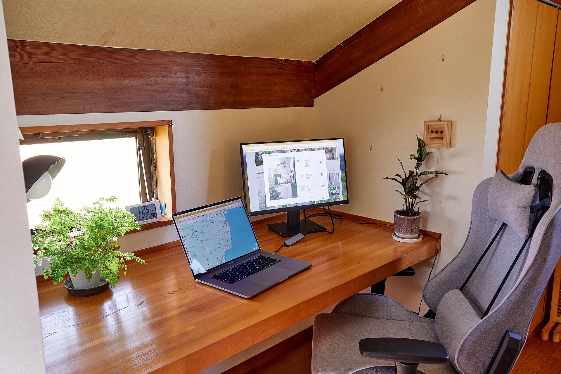 ロフトのワーケーションデスク