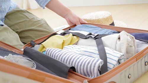 1泊2日の荷物・持ち物チェックリスト!男女別の必需品や、アメニティが充実しているおすすめ貸別荘もご紹介