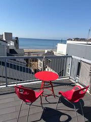 海を望む屋上テラス