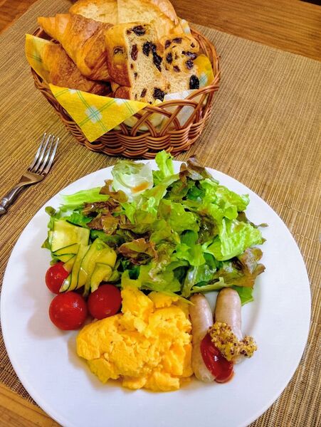 朝食