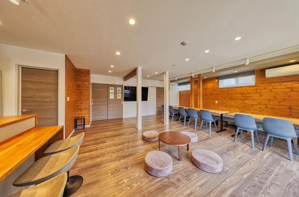 シルバースプレイ「Exclusive Accommodation」